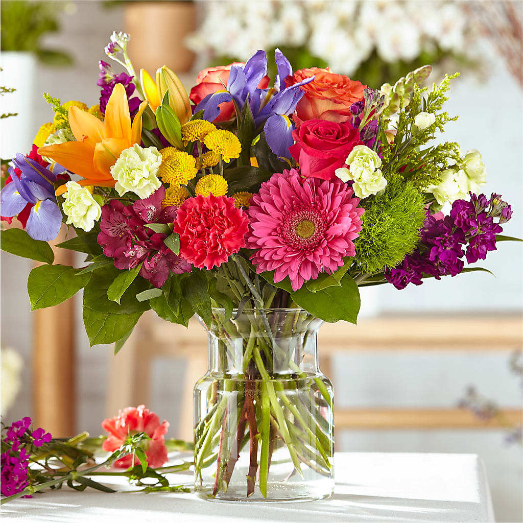 Bold & Bright – A Florist Original – MAYA'S FLOWER SHOP, Carmichael CA