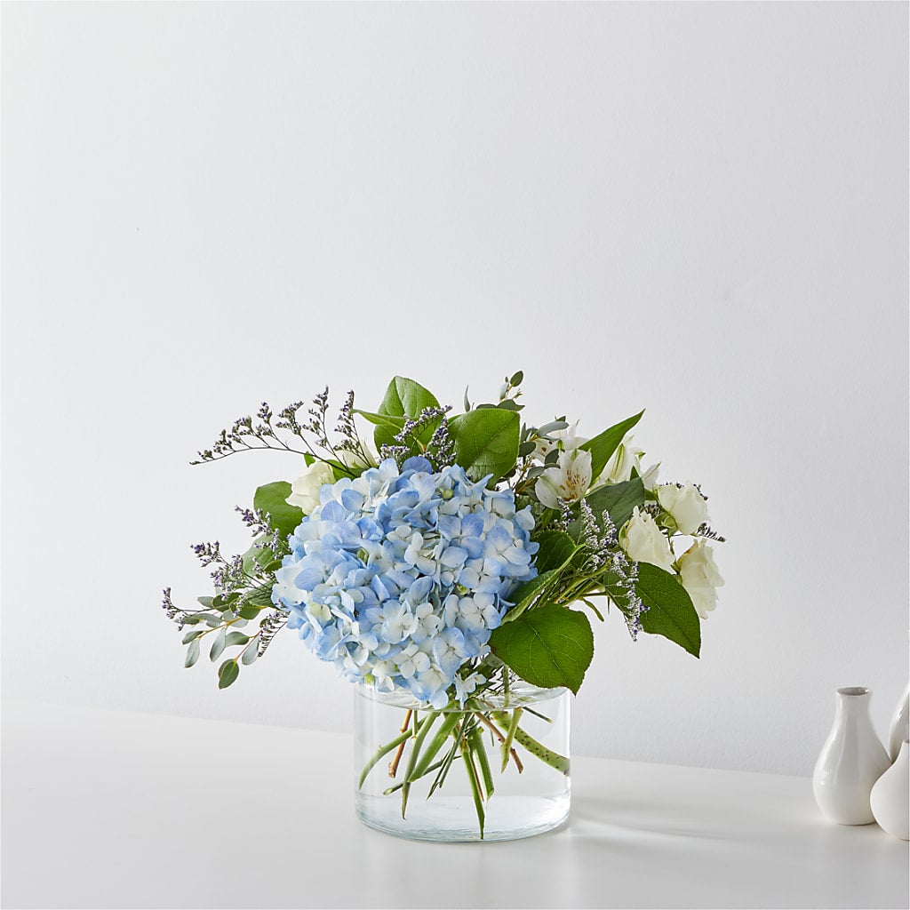 Coastal Blossom Bouquet – MAYA'S FLOWER SHOP, Carmichael CA