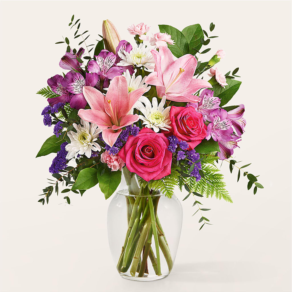Lace & Pearls Bouquet – MAYA'S FLOWER SHOP, Carmichael CA