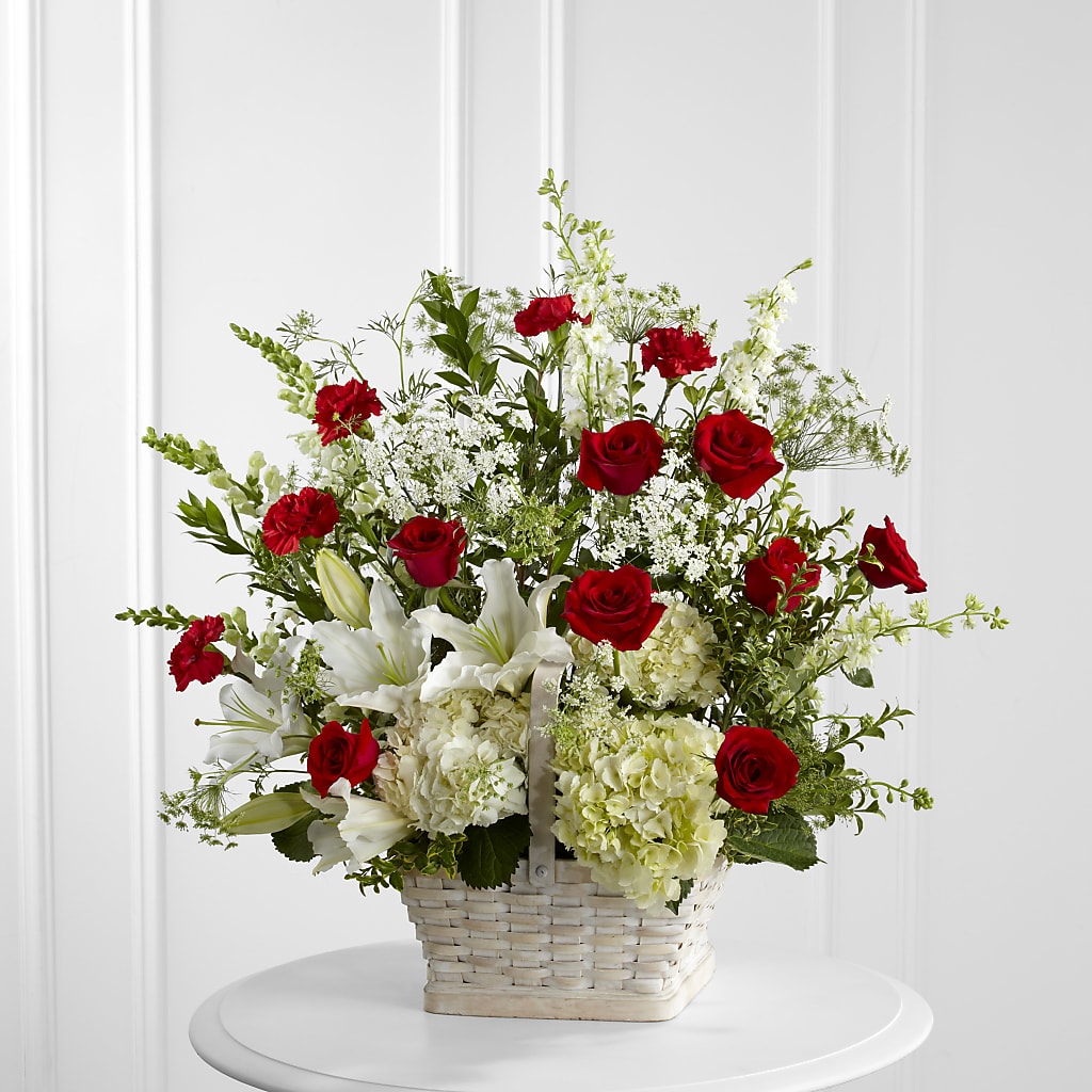 In Loving Memory Arrangement – MAYA'S FLOWER SHOP, Carmichael CA