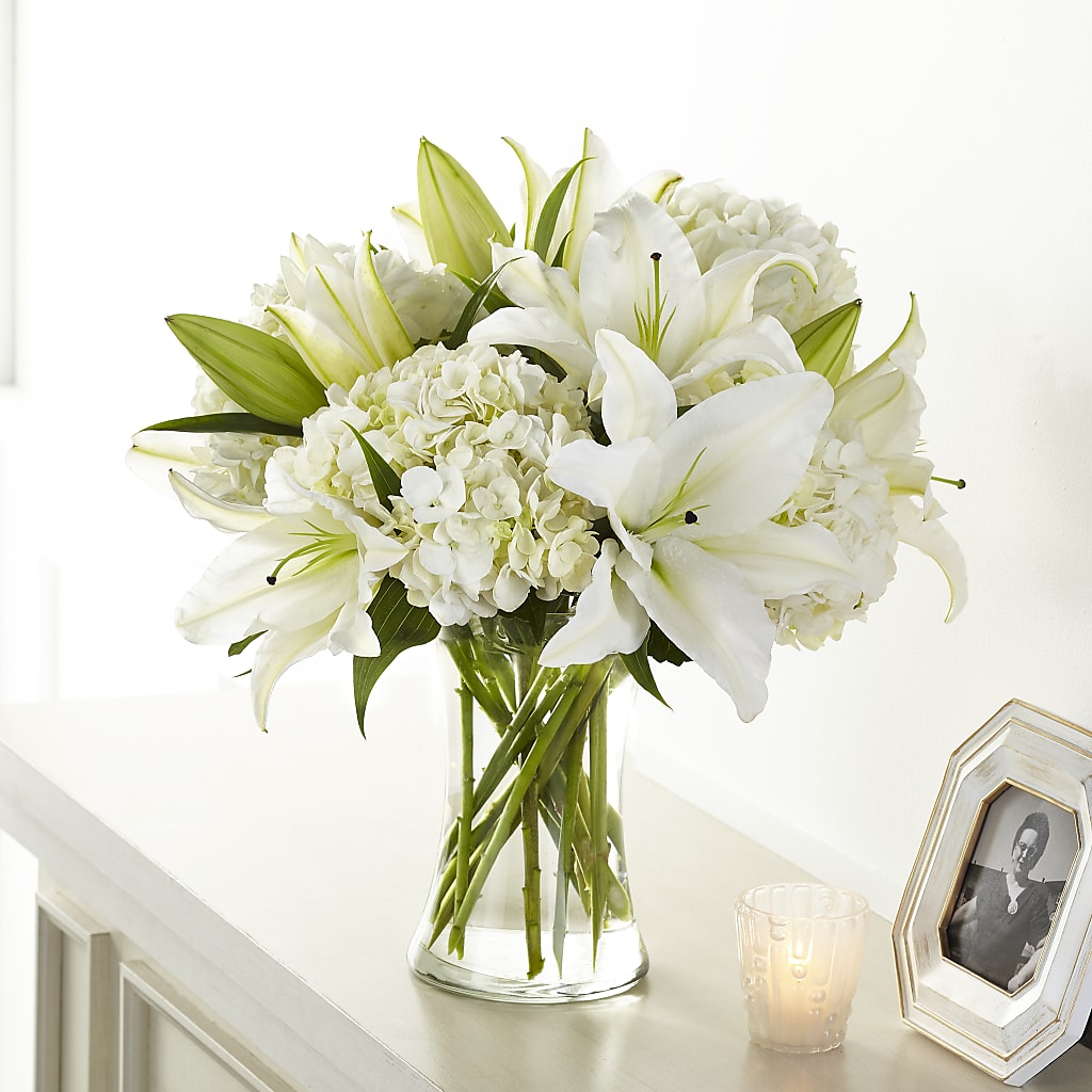 Compassionate Lily Bouquet – MAYA'S FLOWER SHOP, Carmichael CA