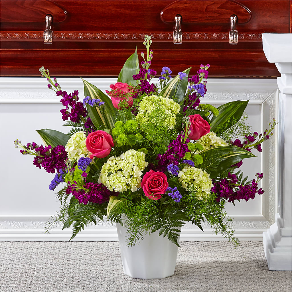 Beautiful Horizons Floor Basket – MAYA'S FLOWER SHOP, Carmichael CA