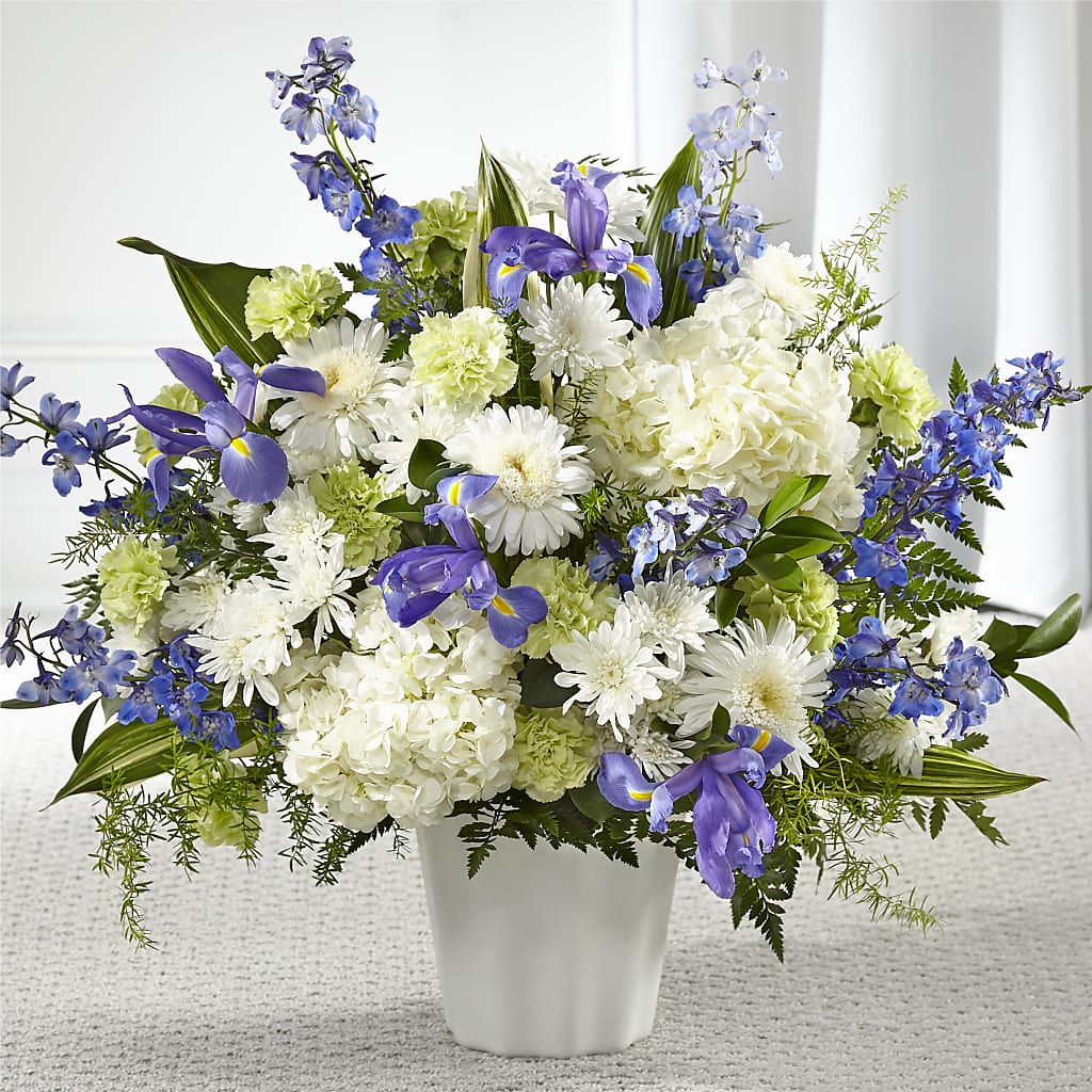 Soft Serenity Floor Basket – MAYA'S FLOWER SHOP, Carmichael CA