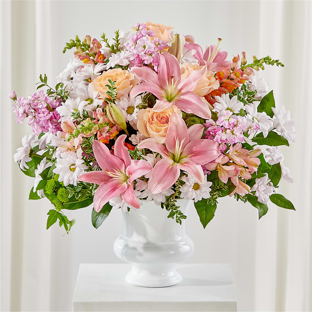 Heartfelt Gesture Urn Arrangement – MAYA'S FLOWER SHOP, Carmichael CA
