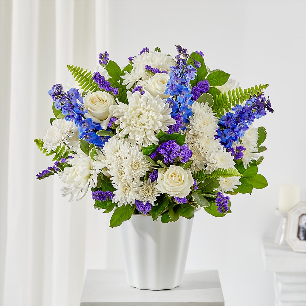 Hold Dear Tabletop Basket – MAYA'S FLOWER SHOP, Carmichael CA