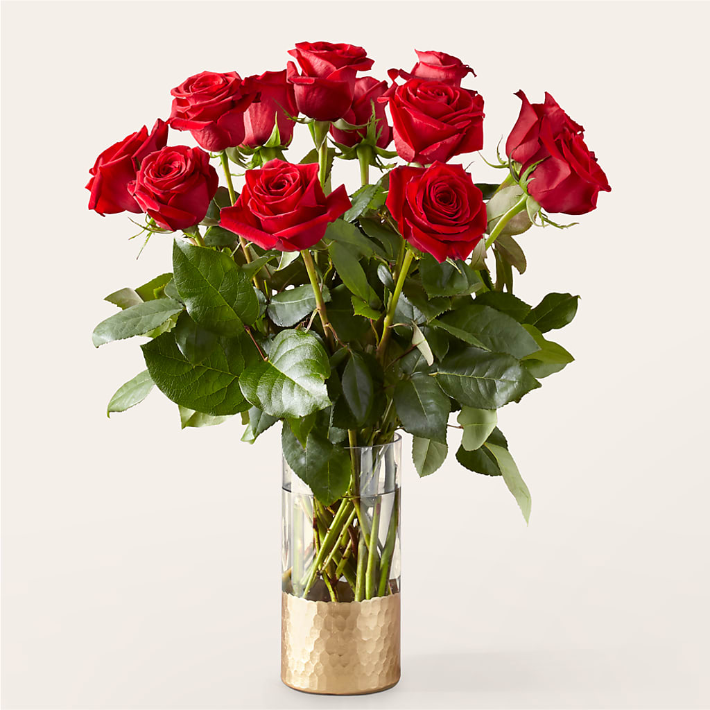 Classic Love Red Rose Bouquet – MAYA'S FLOWER SHOP, Carmichael CA