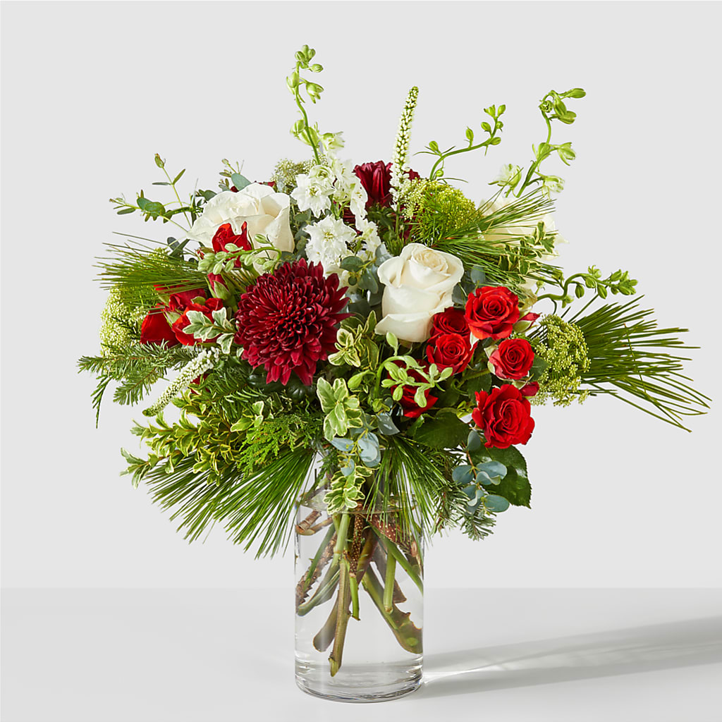 Favorite Traditions Bouquet – MAYA'S FLOWER SHOP, Carmichael CA