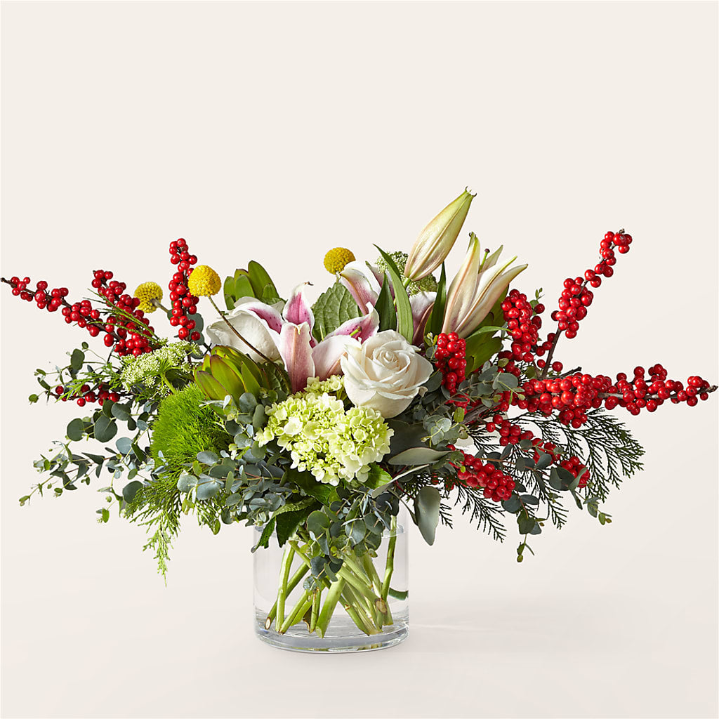 Berry & Bright Bouquet – MAYA'S FLOWER SHOP, Carmichael CA
