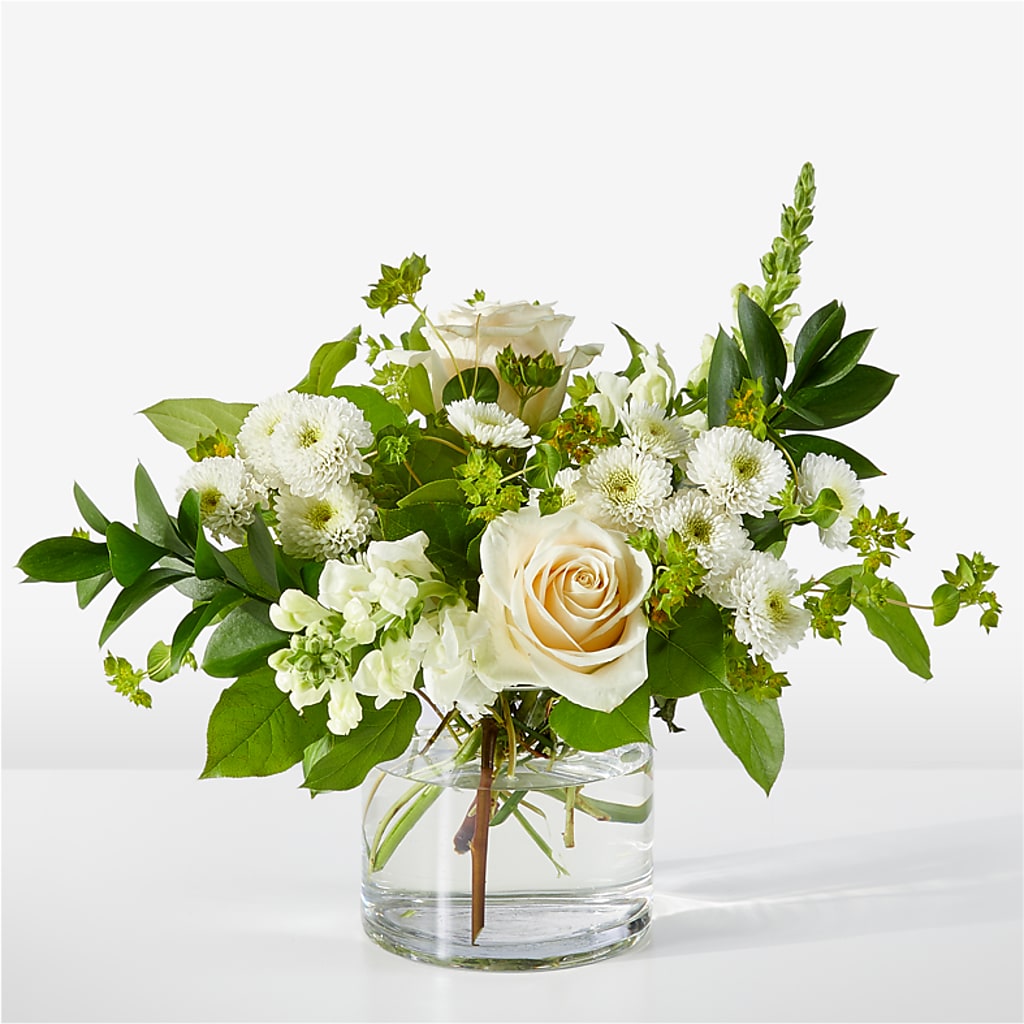 Hint of Vanilla Bouquet – MAYA'S FLOWER SHOP, Carmichael CA