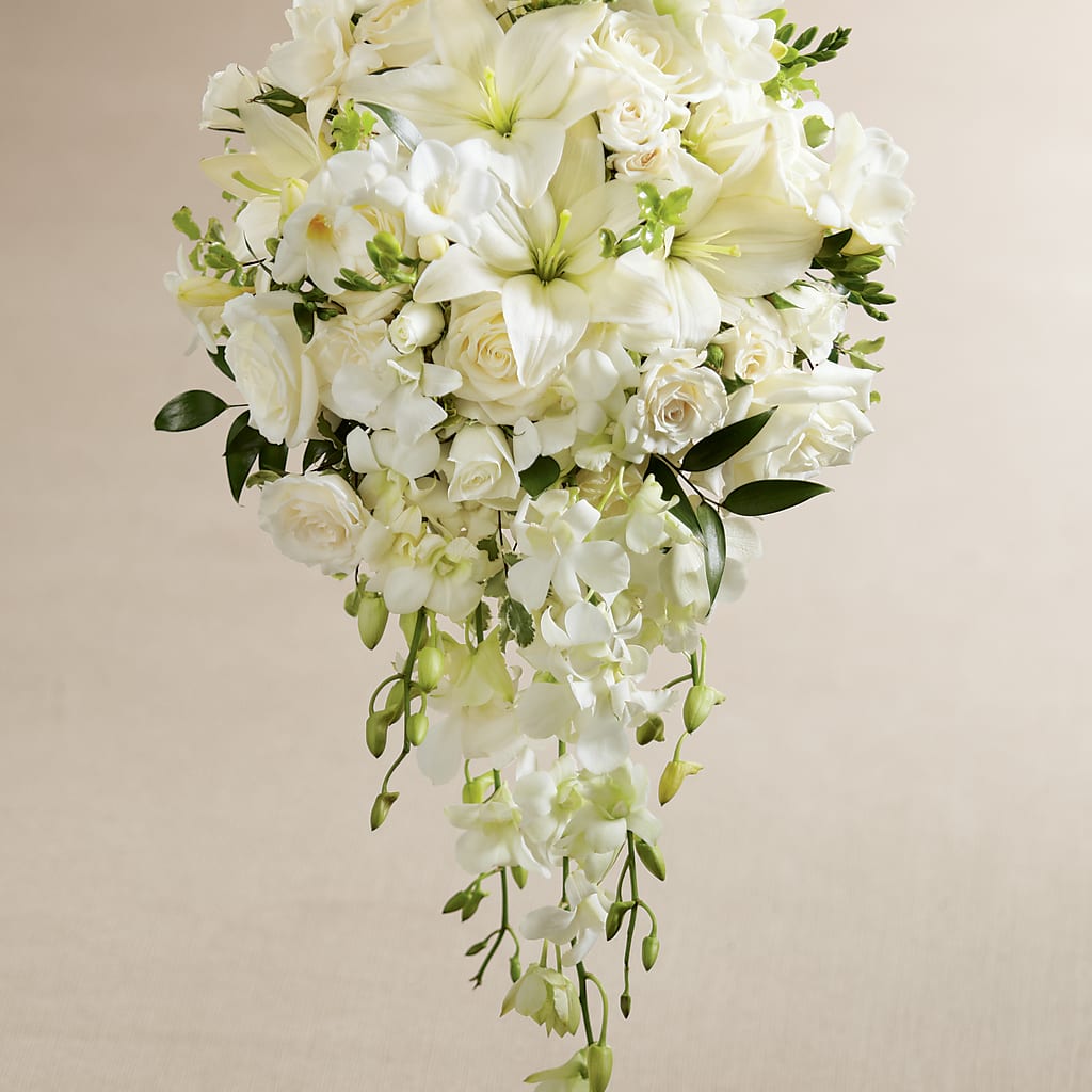 White Wonders Bouquet – MAYA'S FLOWER SHOP, Carmichael CA