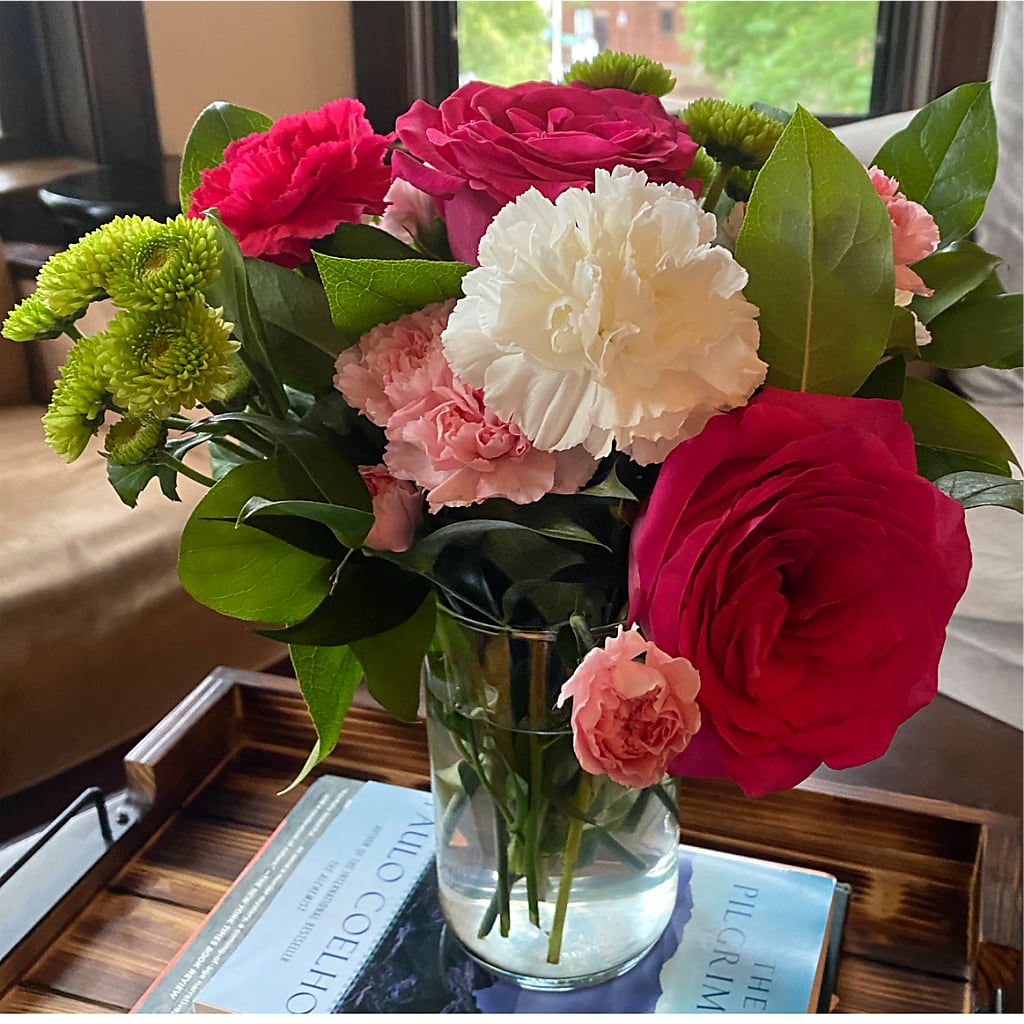 Sweet & Pretty Bouquet – MAYA'S FLOWER SHOP, Carmichael CA
