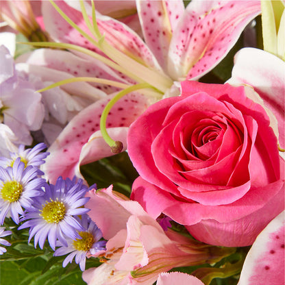 Pressing Petals Bouquet – MAYA'S FLOWER SHOP, Carmichael CA