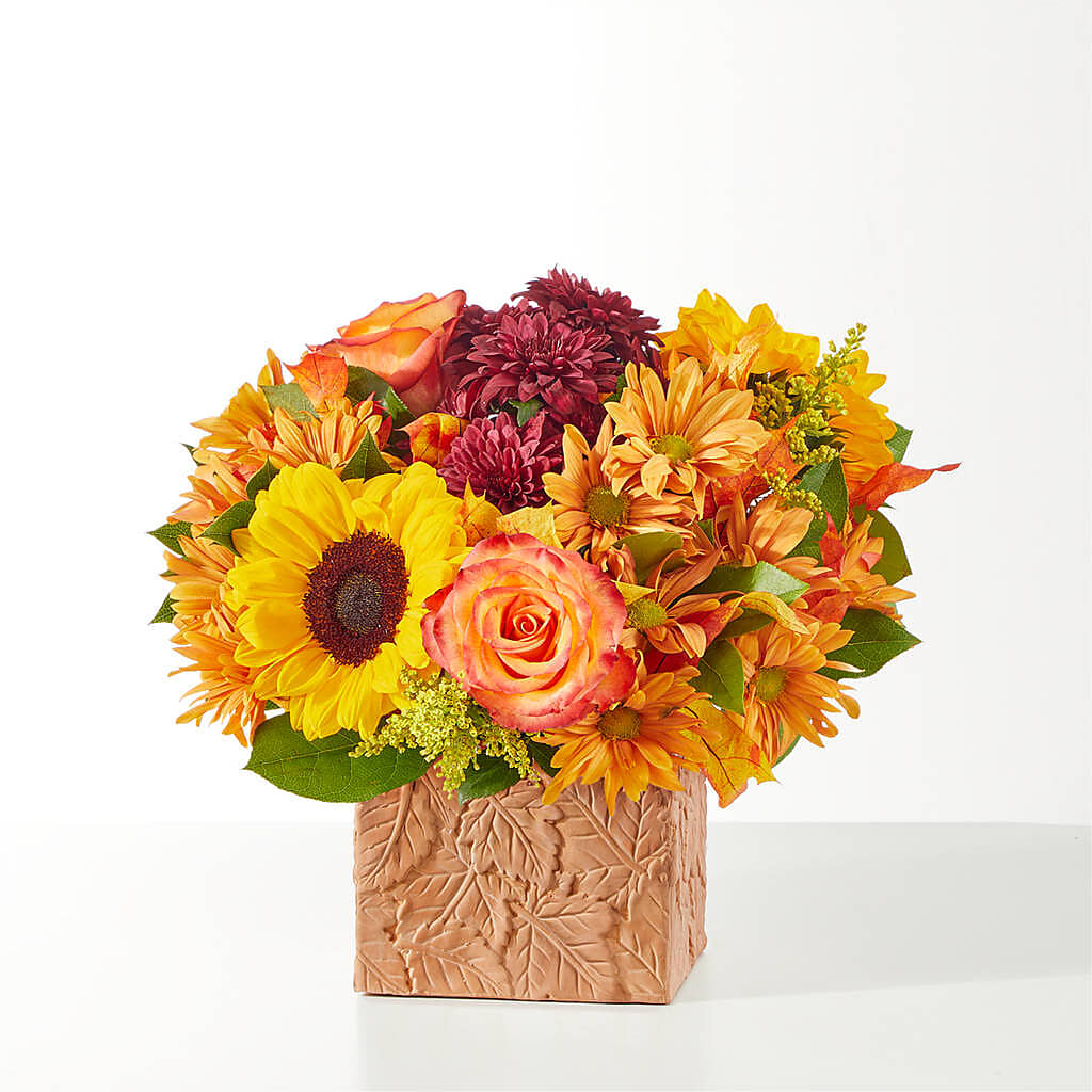 The Outdoors Bouquet – MAYA'S FLOWER SHOP, Carmichael CA