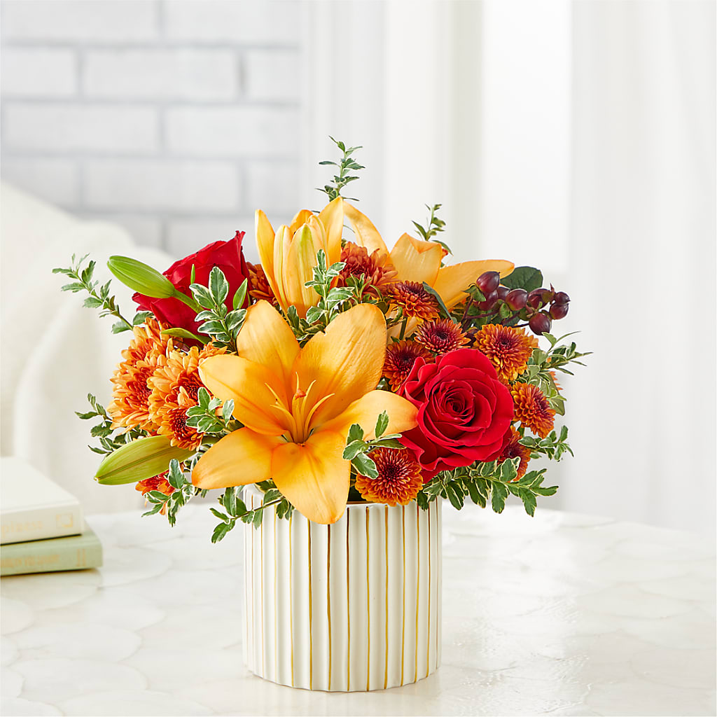 Scarlet Skies Bouquet – MAYA'S FLOWER SHOP, Carmichael CA