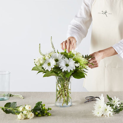 Irish Garden - A Florist Original – MAYA'S FLOWER SHOP, Carmichael CA