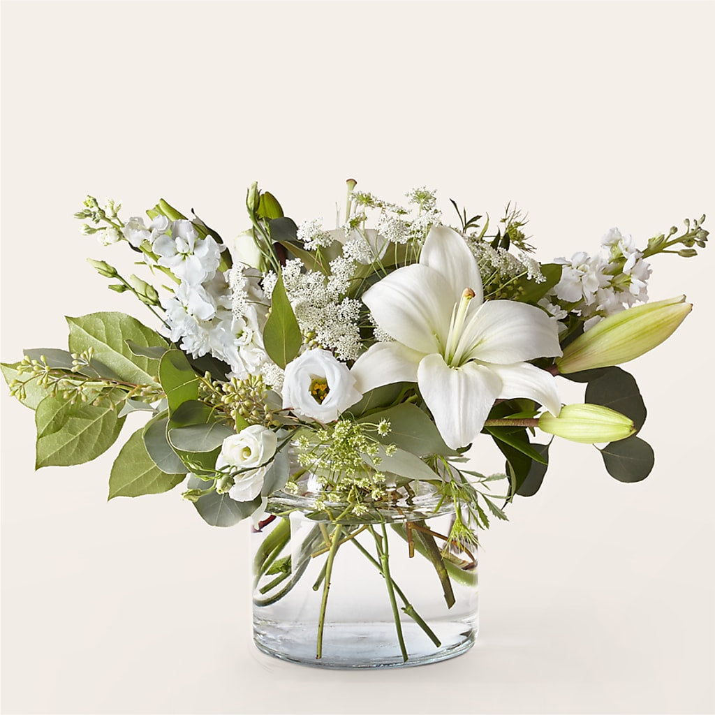 Alluring Elegance Bouquet – MAYA'S FLOWER SHOP, Carmichael CA