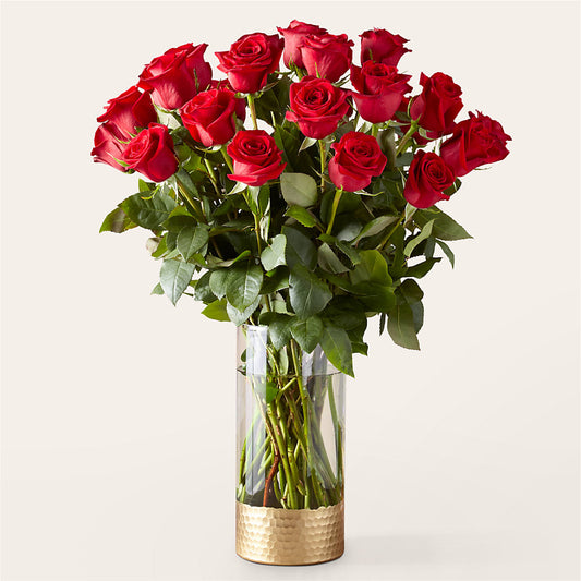 Classic Love Red Rose Bouquet – MAYA'S FLOWER SHOP, Carmichael CA