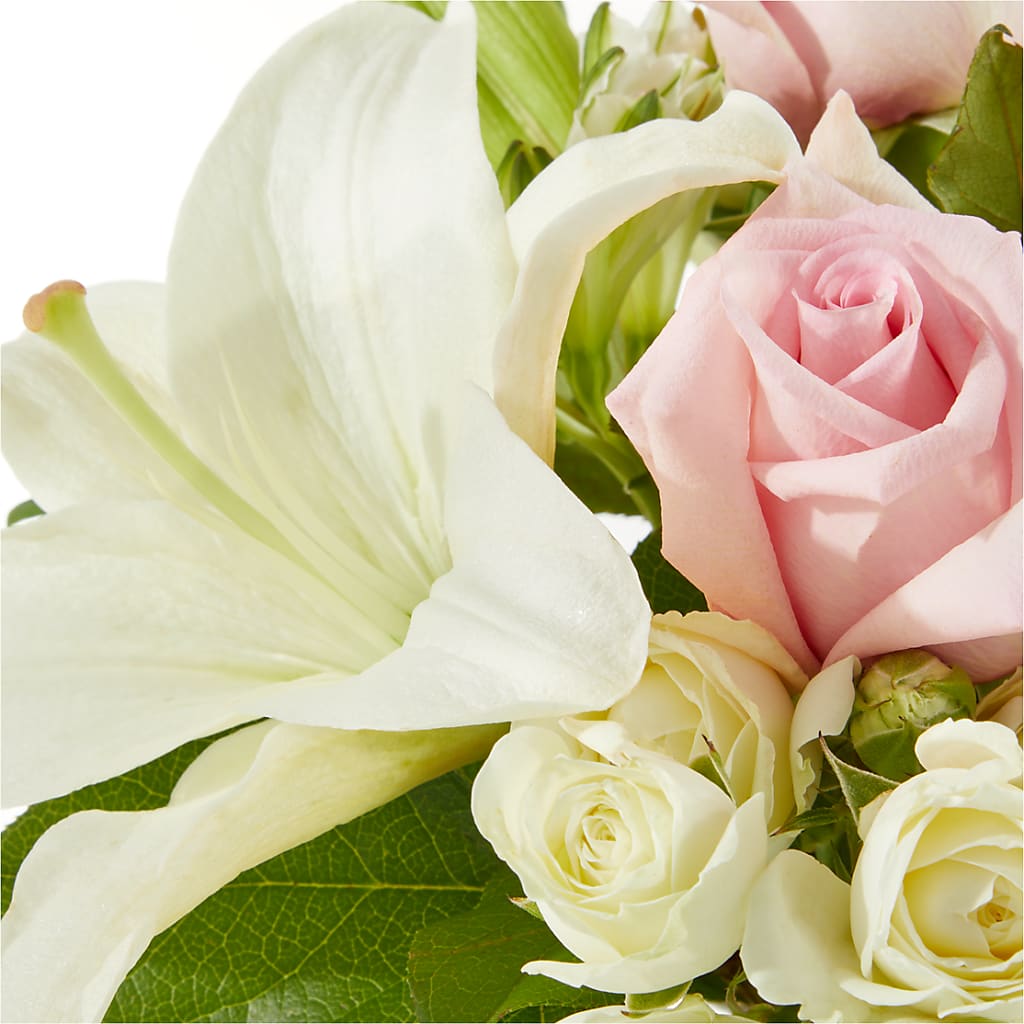Kindhearted Bouquet – MAYA'S FLOWER SHOP, Carmichael CA