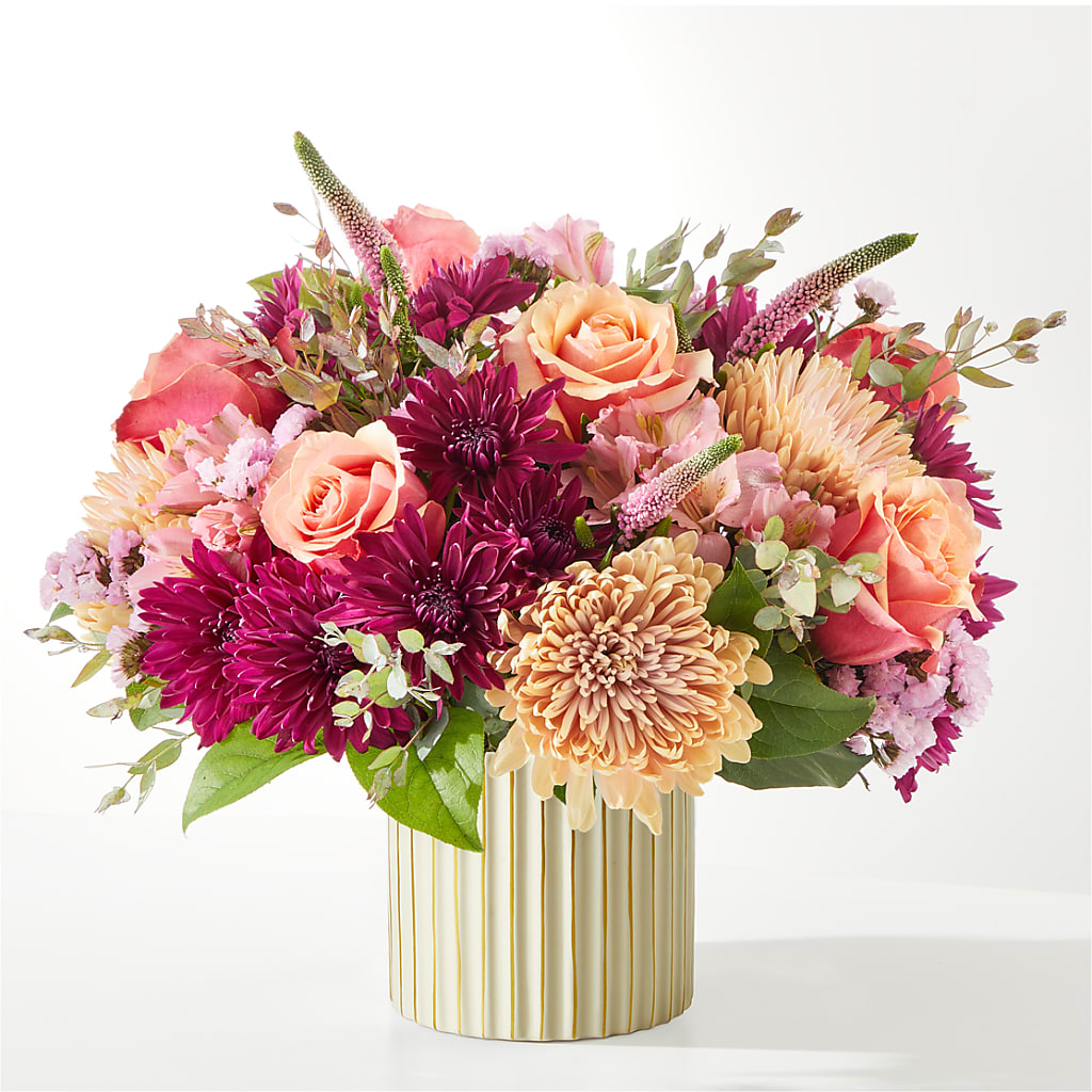 Berry Cobbler Bouquet with Ivory Vase – MAYA'S FLOWER SHOP, Carmichael CA