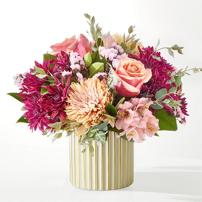 Berry Cobbler Bouquet with Ivory Vase – MAYA'S FLOWER SHOP, Carmichael CA
