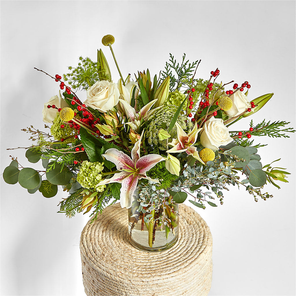 Berry & Bright Bouquet – MAYA'S FLOWER SHOP, Carmichael CA