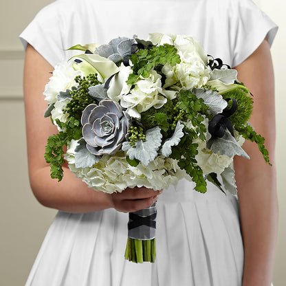 Sweet Innocence Bouquet – MAYA'S FLOWER SHOP, Carmichael CA
